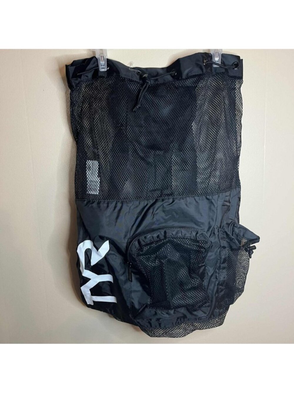 TYR 40L Big Mesh Mummy Backpack In Black NWOT